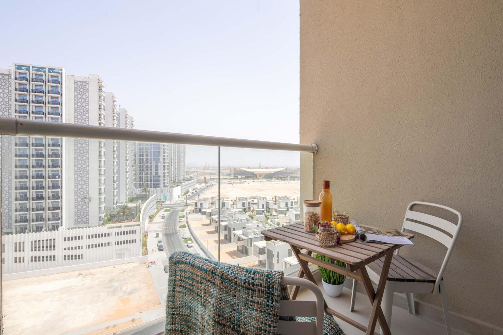 Frank Porter - Shaista By Azizi Apartment Dubai Exterior photo